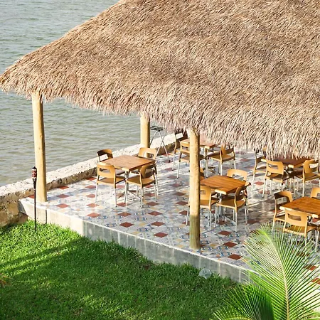 Riverside Hotel Chachalacas-3