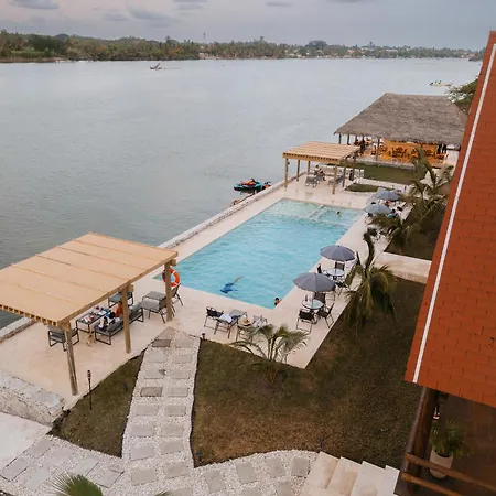 Riverside Hotel Chachalacas-2