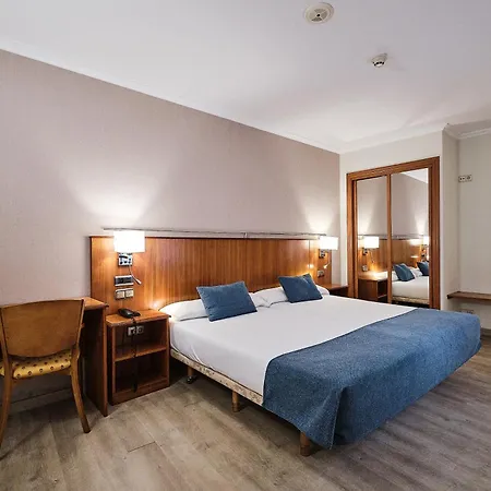 Hotel Ciudad de Compostela-3