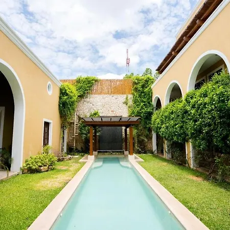 Boutique By The Museo-3