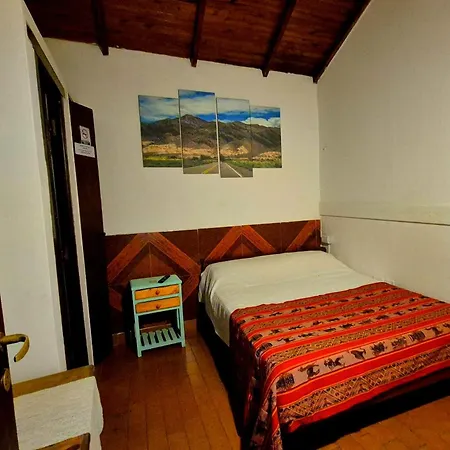 Hostal Del Parque-3
