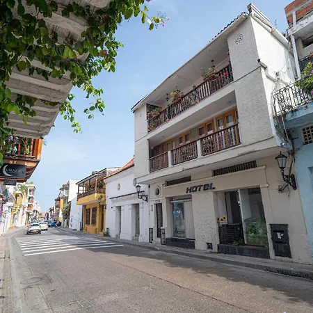 Hotel Hostal Capsulas 24 Horas-2