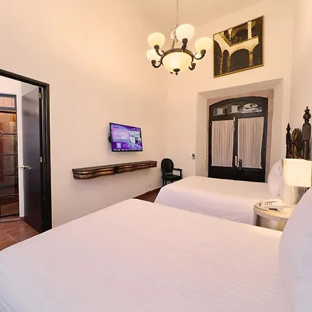 Hotel Herencia By Hosting House-3