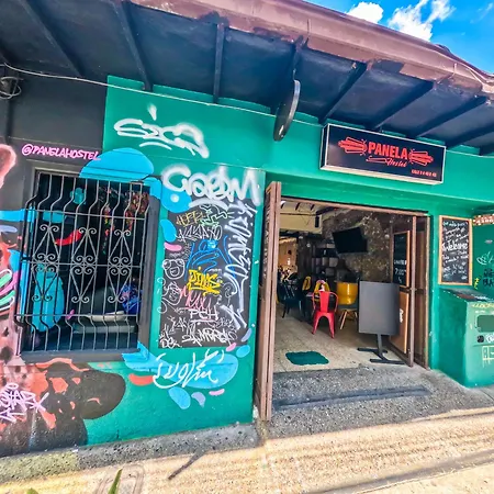 Canela Hostel Medellin-3