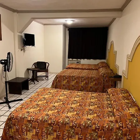 Hotel y Restaurant Real Plaza Jacona-3