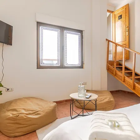 Chillout 33 Rooms-3