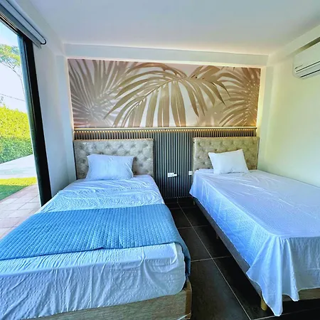 Cofradia Lodge-2