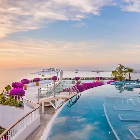 Grand Miramar All Luxury Suites&Residences-2