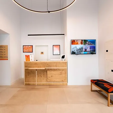 easyHotel Madrid Alcala-3