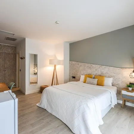 Habitaciones Atocha Rio-3