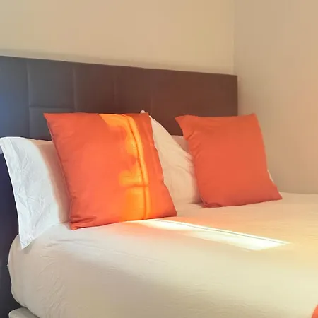 Journey Inn Madrid-2