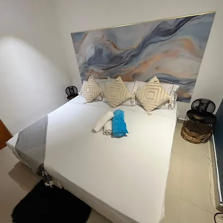 Sweet Caribbean Airport Hotel-2