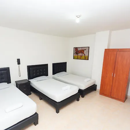 Hotel Villa Real-3