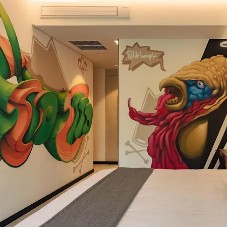 Street Art Hotel Roma-2