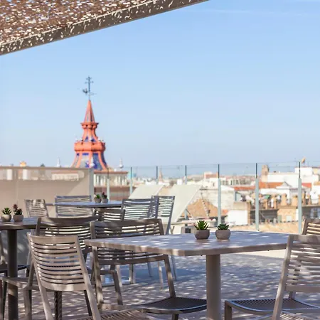 Hotel Macia Sevilla Kubb-2