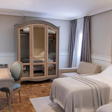 Hotel Gravina 51-3