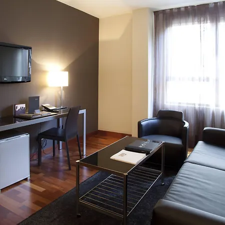 AC Hotel Avenida de América by Marriott-2