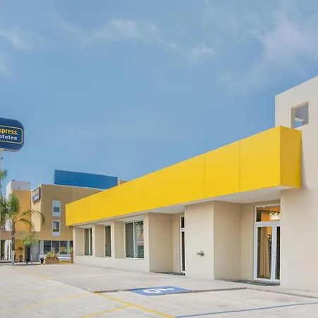 City Express By Marriott Queretaro Autopista-3