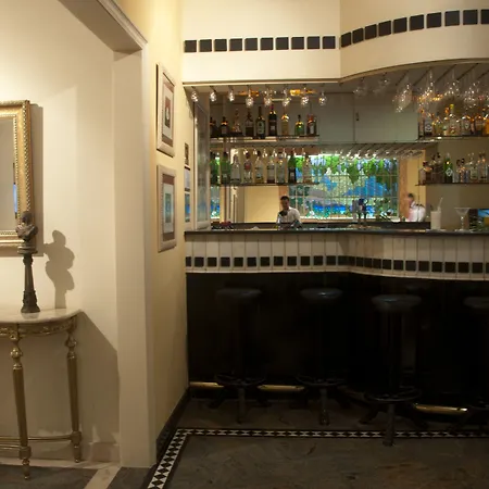 Augusto's Copacabana Hotel-2