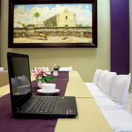 Hotel Plaza Campeche-3