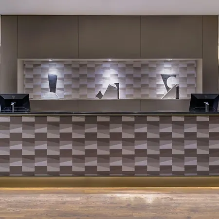Ac Hotel By Marriott Pisa-3