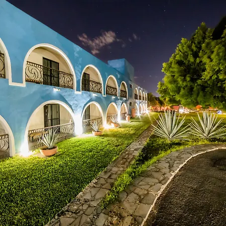 Hacienda Inn-2