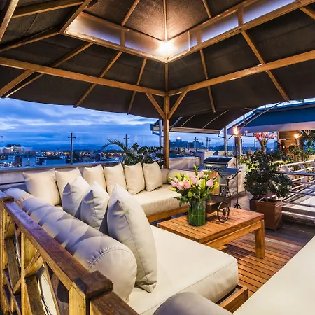 Hotel Platinum Suite-2