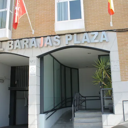 Hotel Barajas Plaza-2