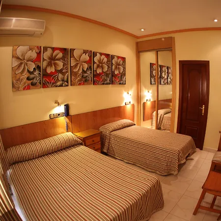 Hostal Atocha Almudena Martín-2