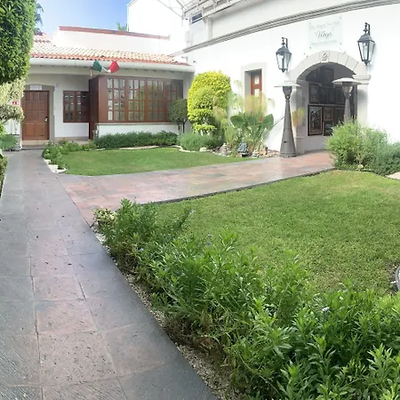 Dos Patios Querétaro Curamoria Collection-3