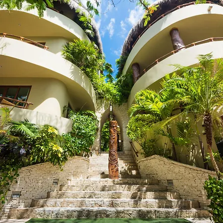 Maya Villa Condo Hotel&Beachclub-3