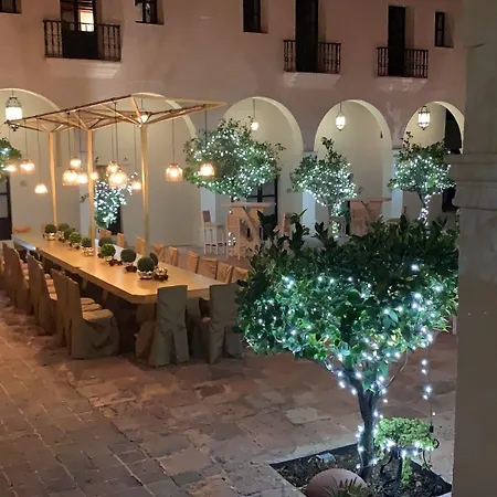 Meson De La Merced Hotel Boutique Patio & Spa-3