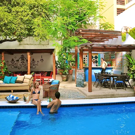 Villa Mercedes Petit Hotel-Adults Only-3