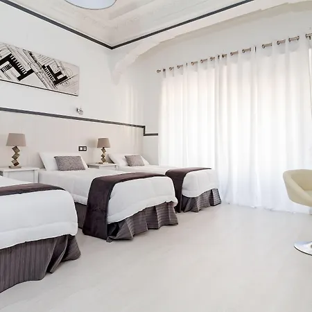 Gran Via 63 Rooms-2