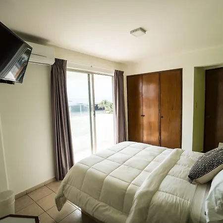 Hotel Suites Regina-2