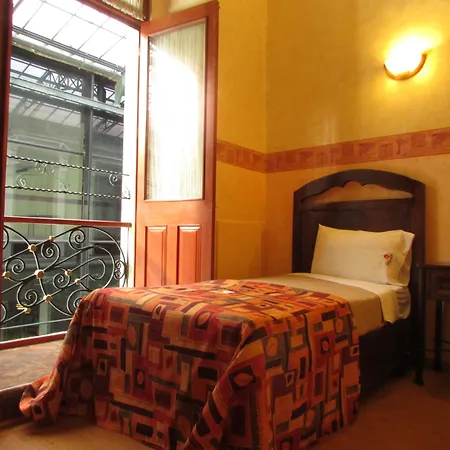 Hotel La Alhondiga-2