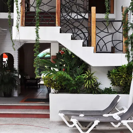 Hotel Hacienda de Vallarta Centro-3