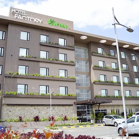 Hotel Factory Green Bogotá-3