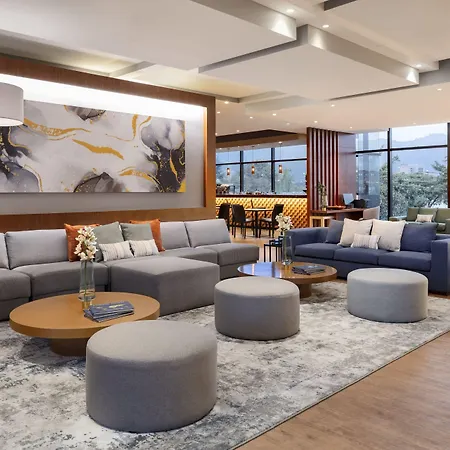 Fairfield By Marriott Bogota Embajada-2