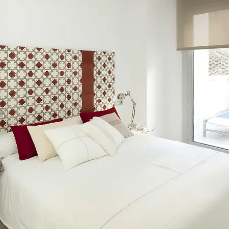 Eric Voekel Boutique Apartments - Atocha Suites-3