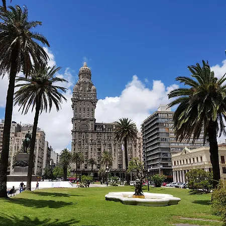 Smart Hotel Montevideo-2