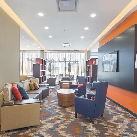 Courtyard By Marriott Saltillo-2