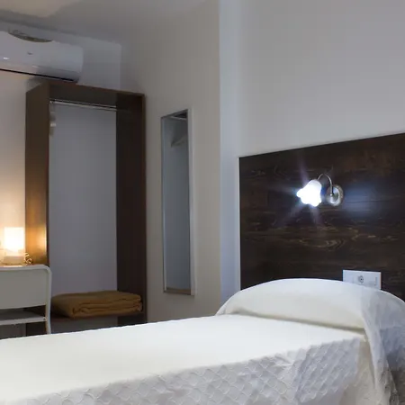 Hostal Nova Barcelona-2