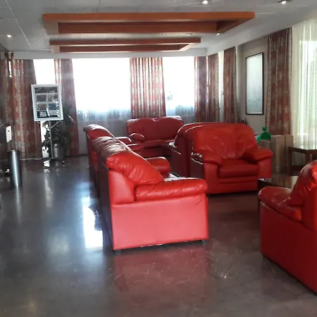Hotel Montreal-3