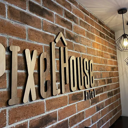 Pixel House Hotel (Adults Only)-3