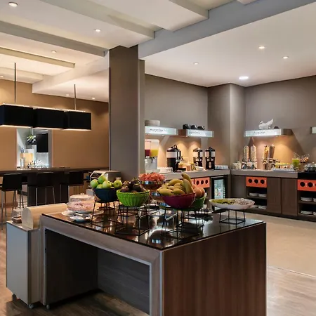 Hampton by Hilton Barranquilla-2