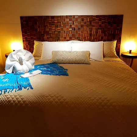 Bloom! Exclusive Boutique B&B (Adults Only)-2