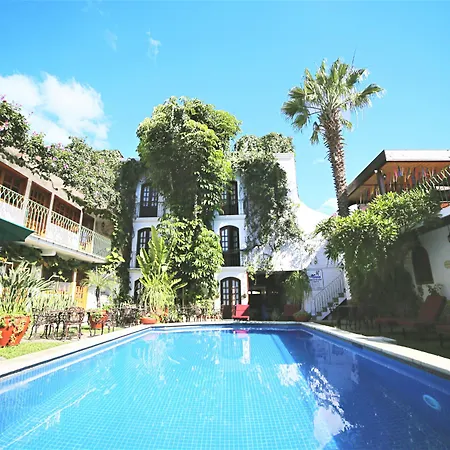 Hotel Casa de la Tía Tere-3