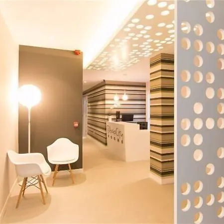 Bilbao City Rooms-2
