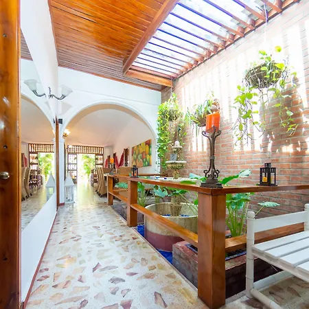Hotel Ayenda Casa Cano 1805-2